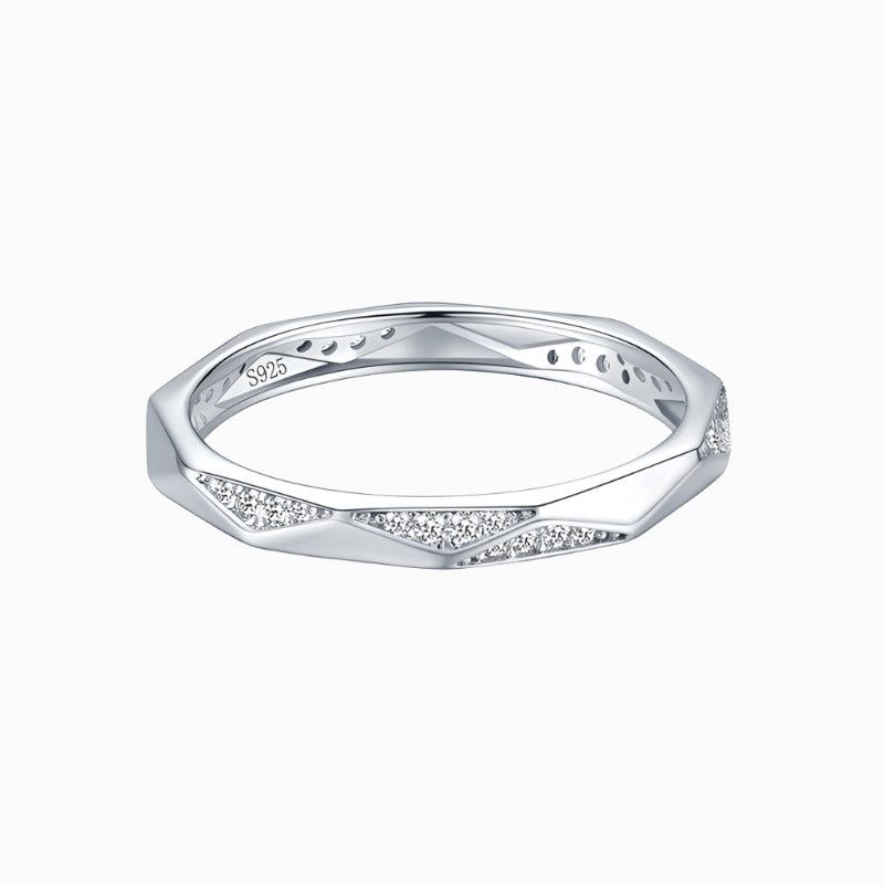Geometric Minimalist Ring