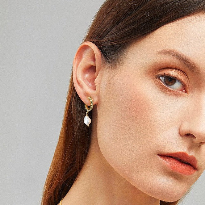 Clara Hoop Earrings