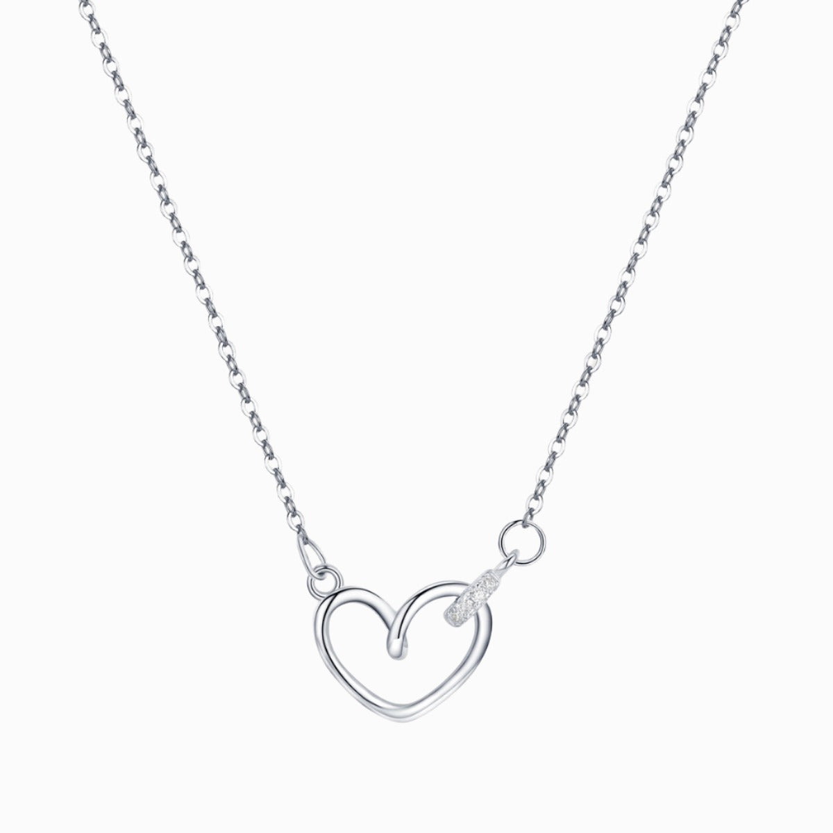 Interlocking Heart Circle Necklace
