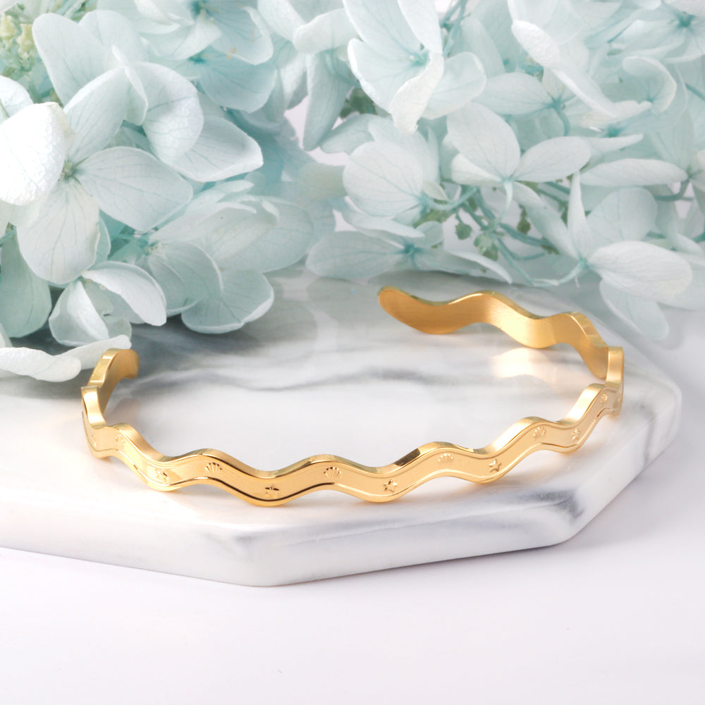Oceane Wave Bangle