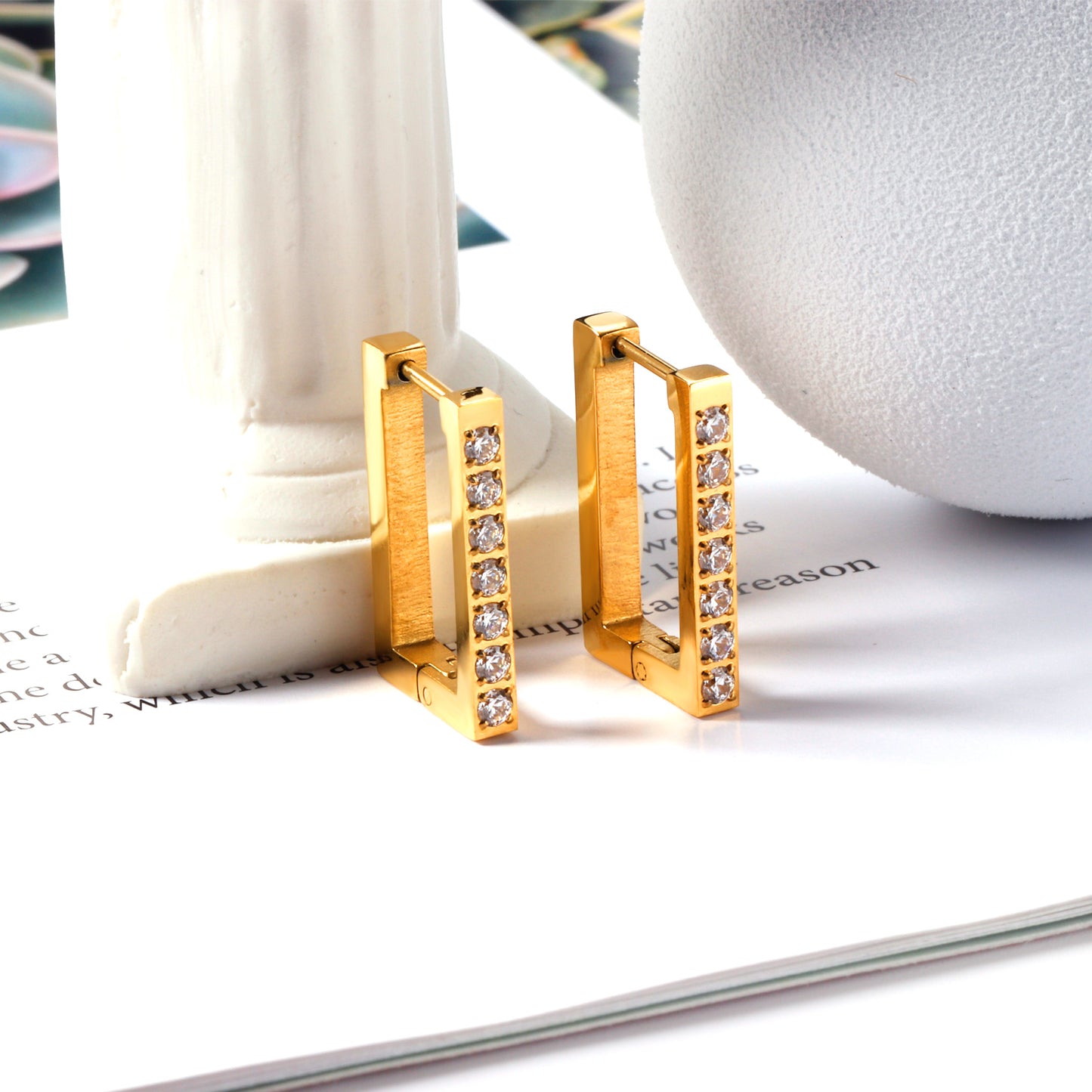 Markle Hoop Earrings